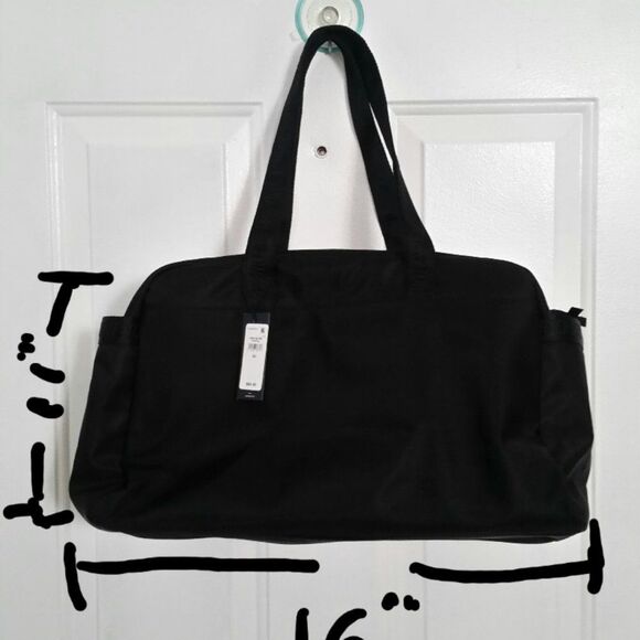 NWT Tommy Hilfiger Sport Mens Black Duffel shoulder Bag - Picture 8 of 8